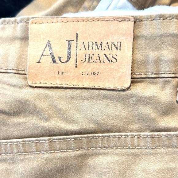 Armani Jeans,32, Khaki Color Men’s Shorts, Excellent Condition, Easily Unisex - Picture 4 of 13